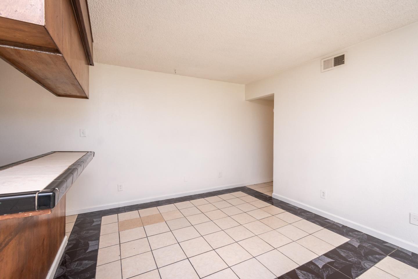 10 Nedra Court