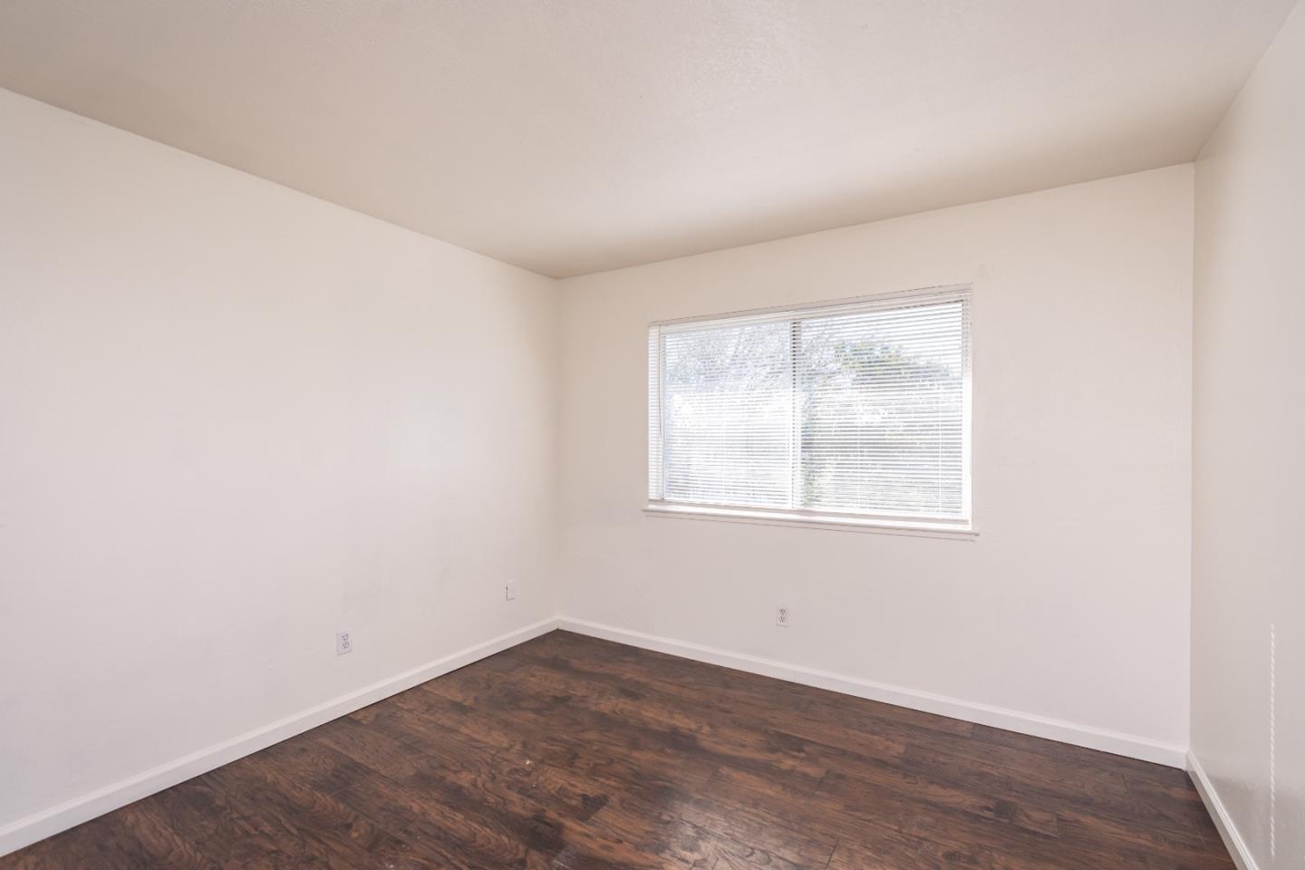10 Nedra Court