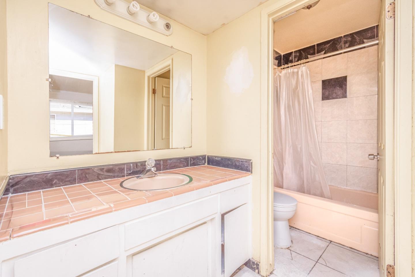 100 Nedra Court