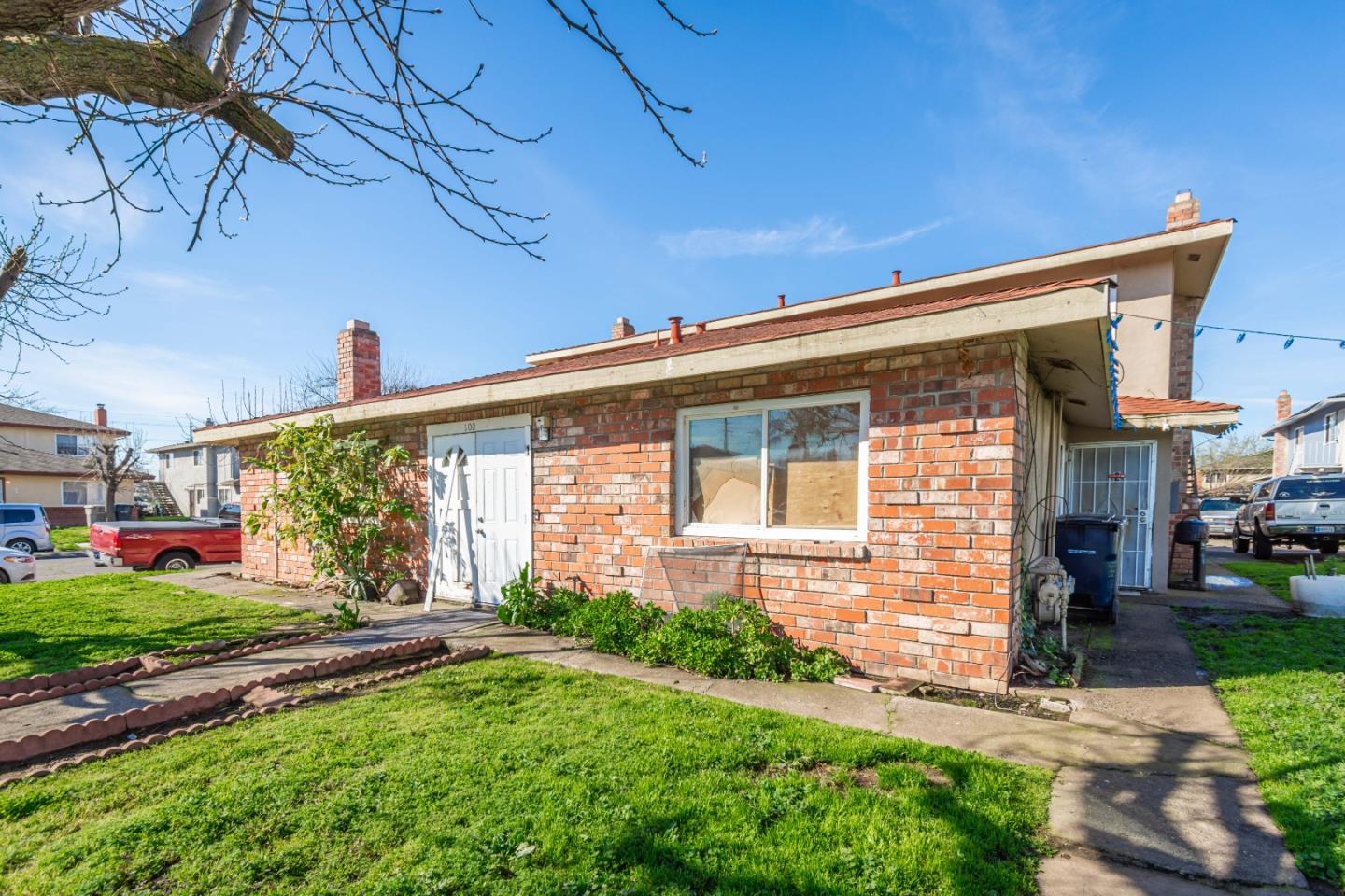100 Nedra Court