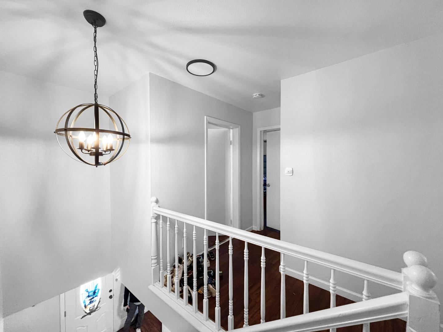 204 Sunset Boulevard