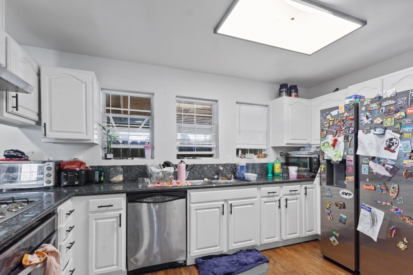 204 Sunset Boulevard