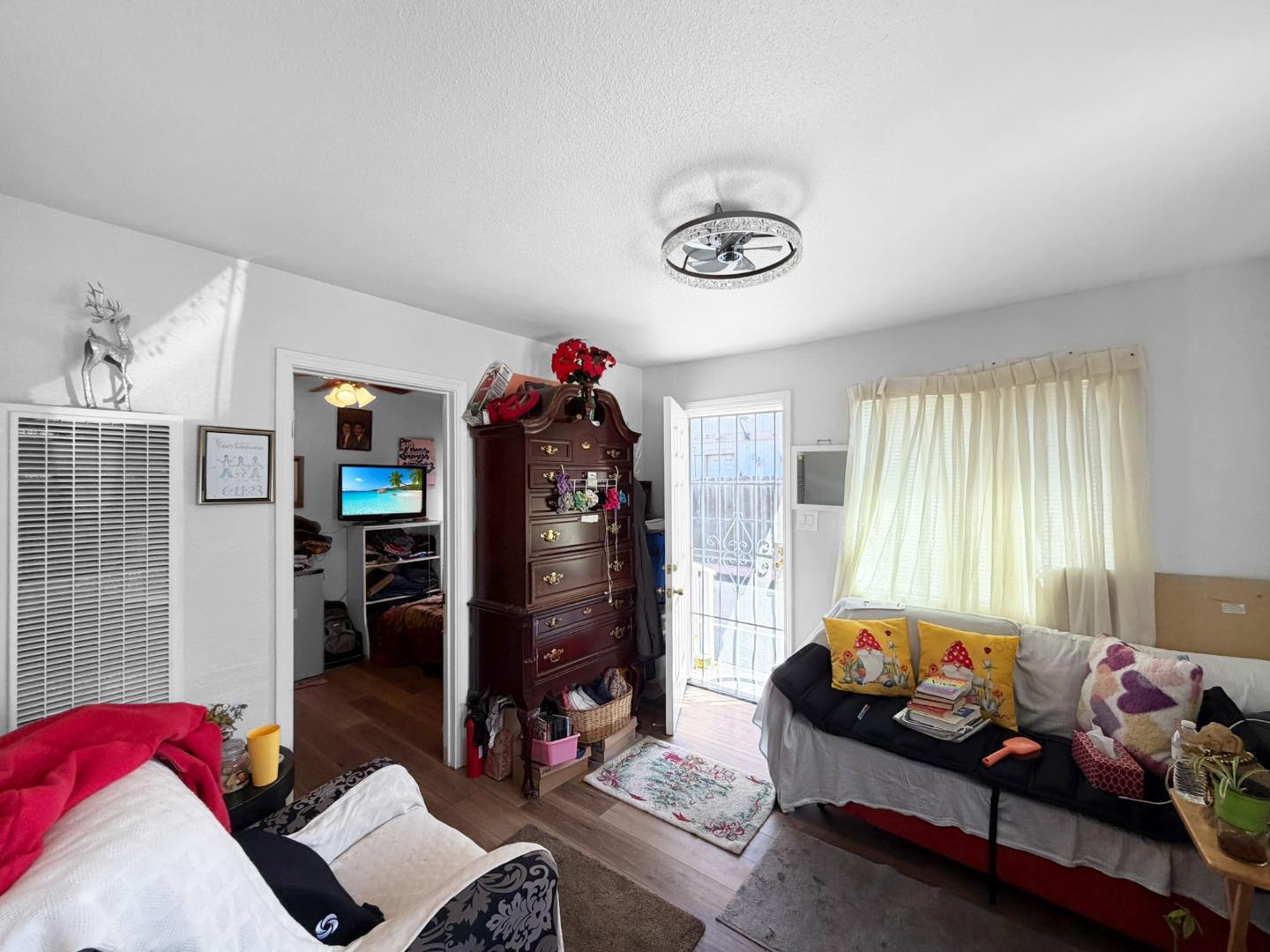 204 Sunset Boulevard