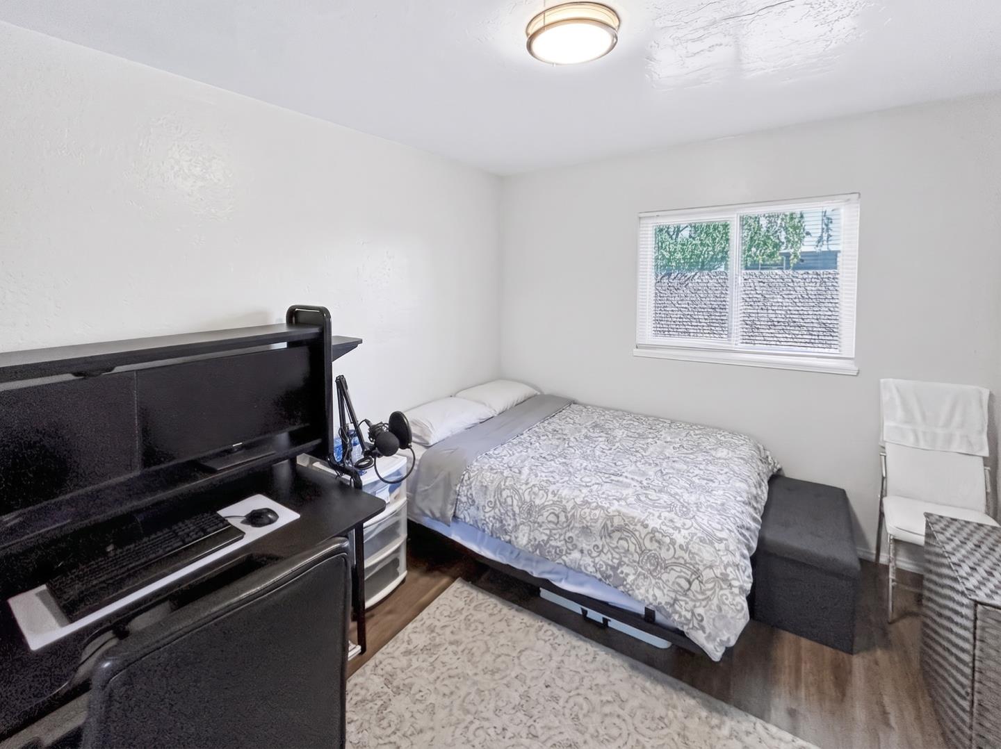 460 S Buena Vista AVE