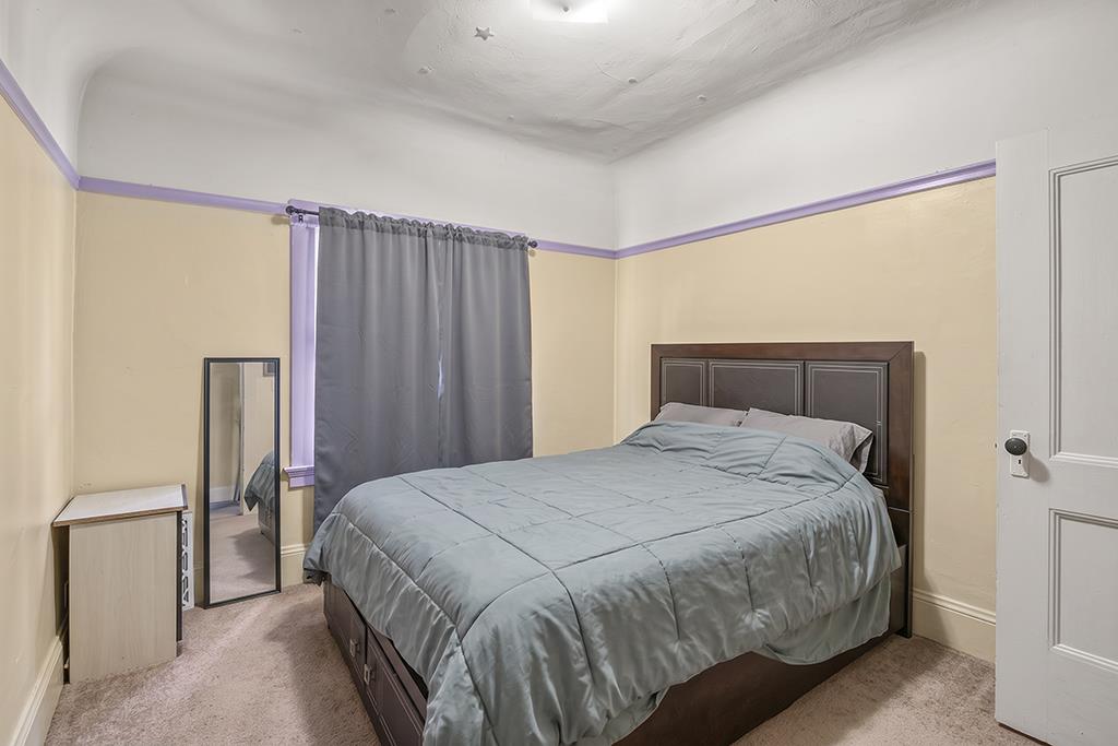 320-330 Athol AVE