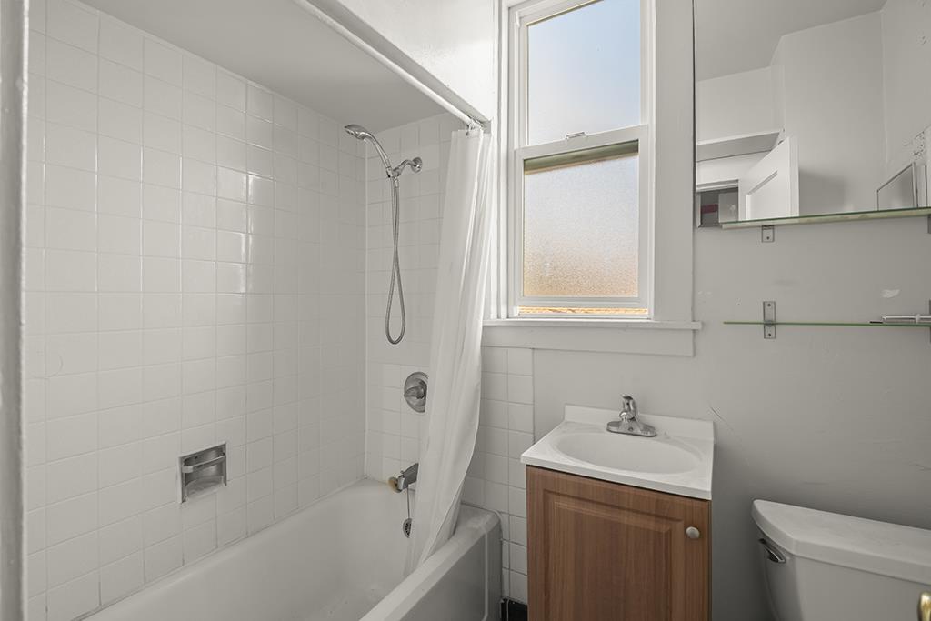 320-330 Athol AVE