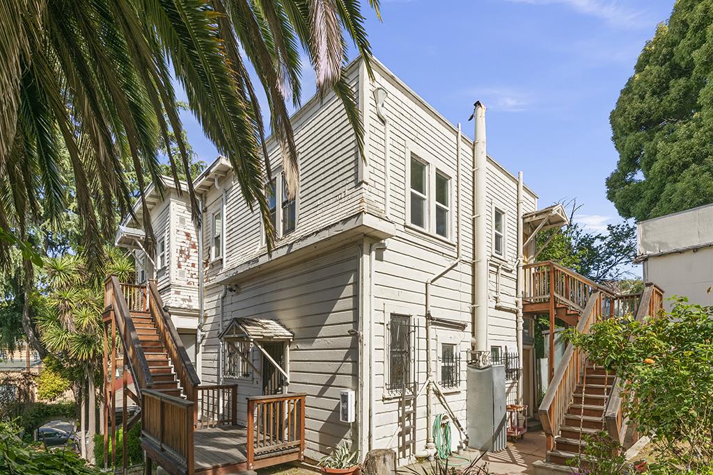 320-330 Athol AVE