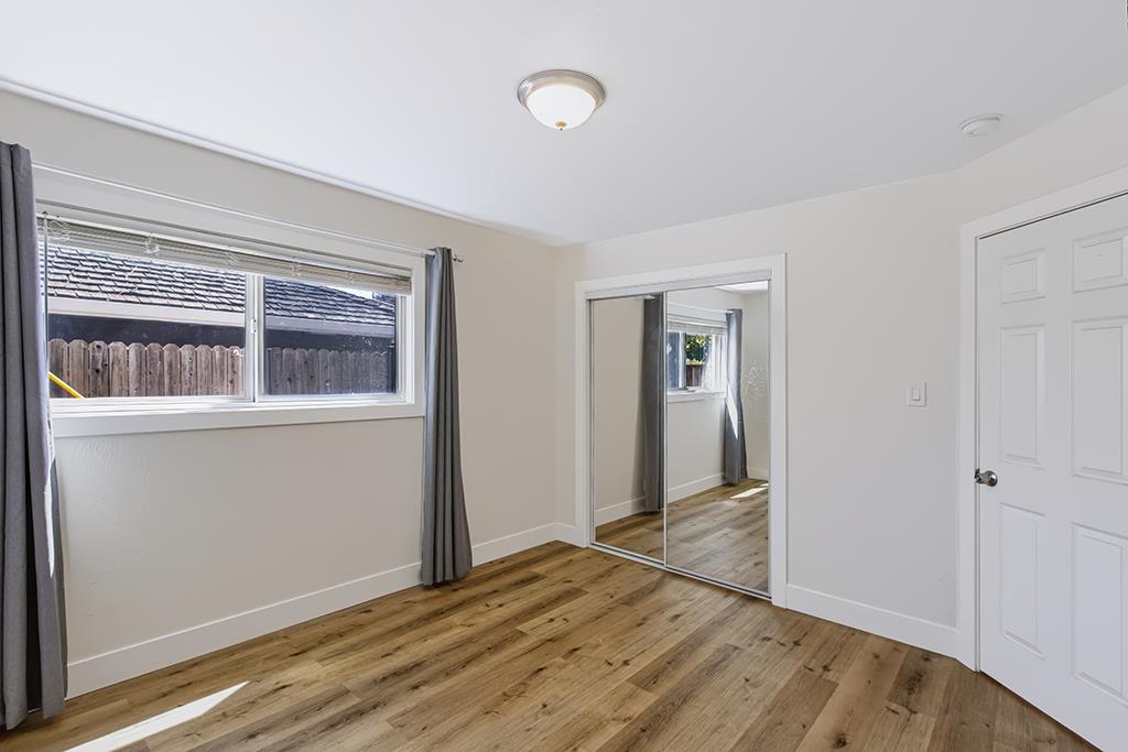 148 Walker DR