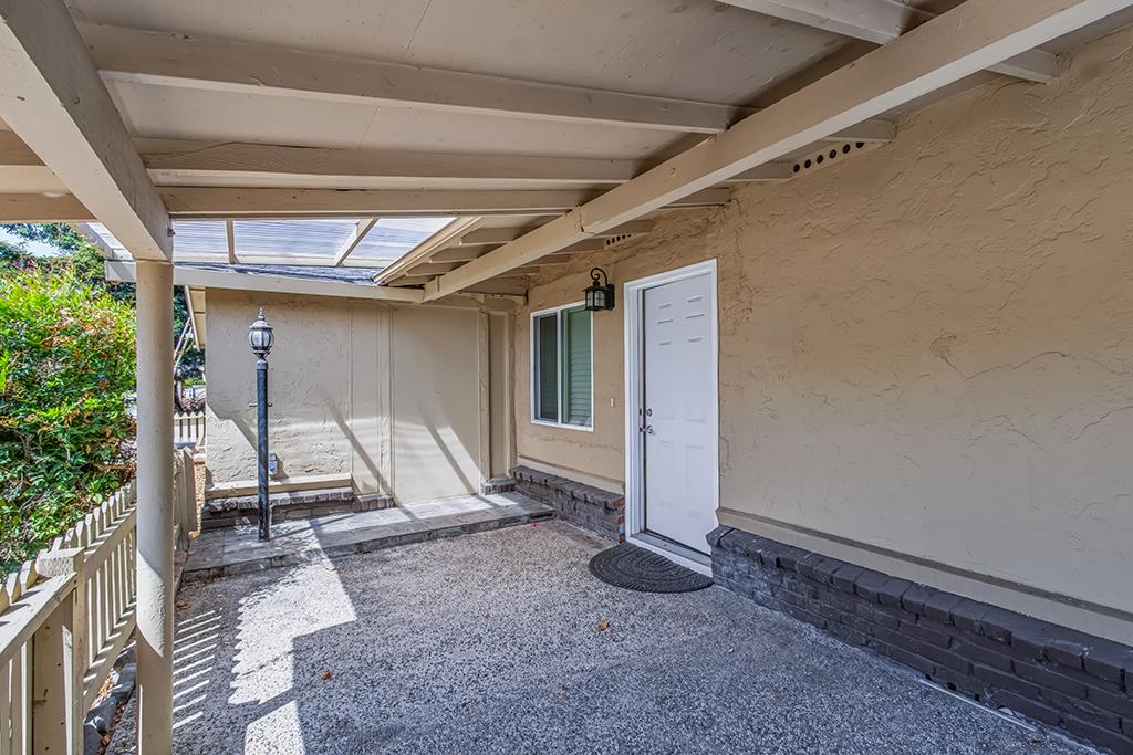 148 Walker DR