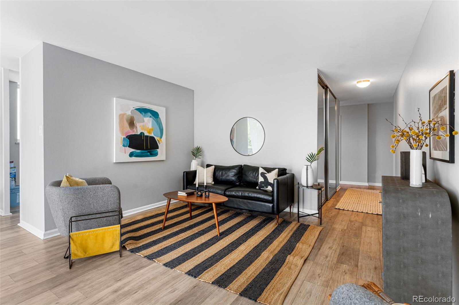 1200 Vine Street Unit: 7C