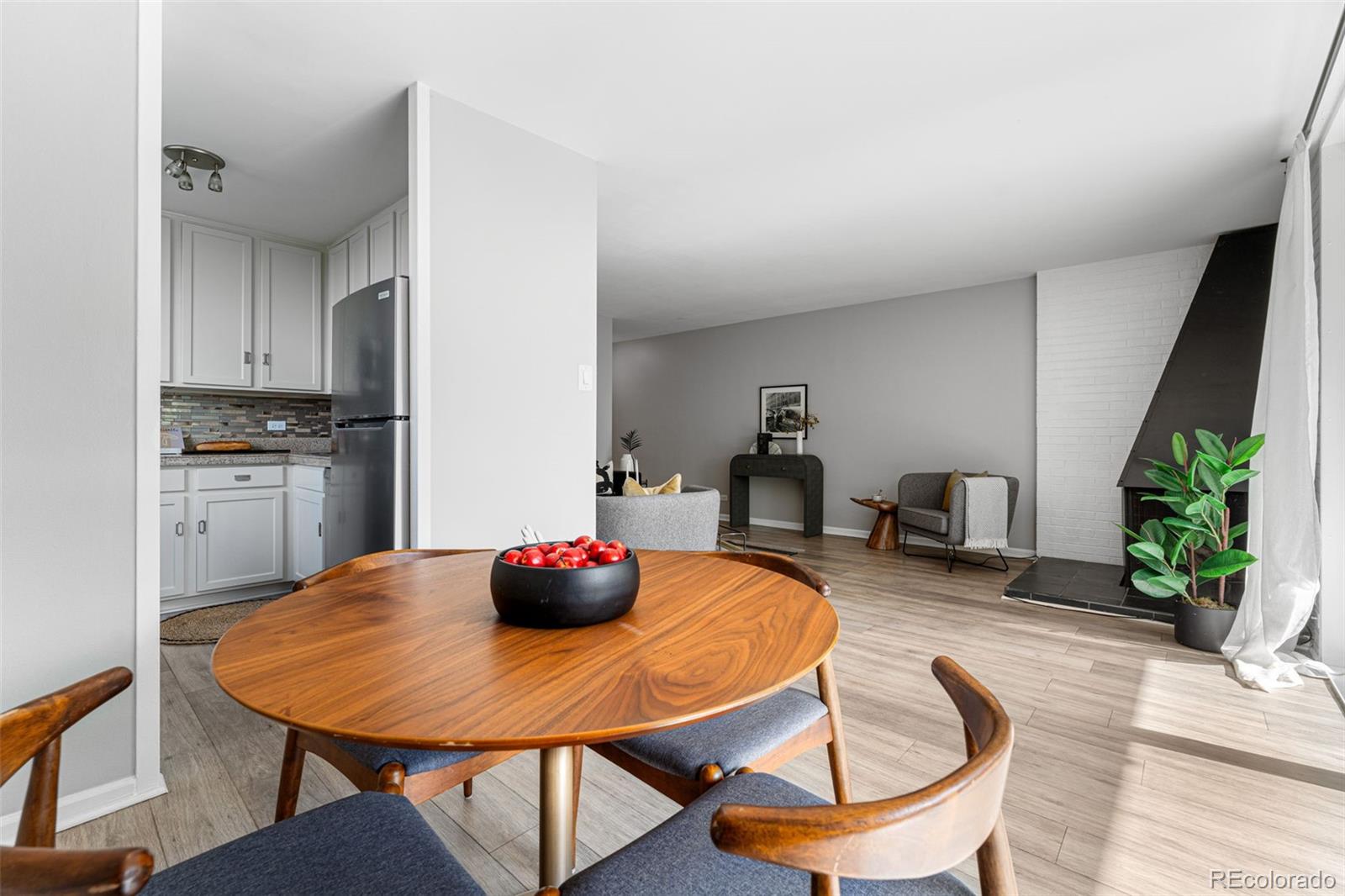 1200 Vine Street Unit: 7C