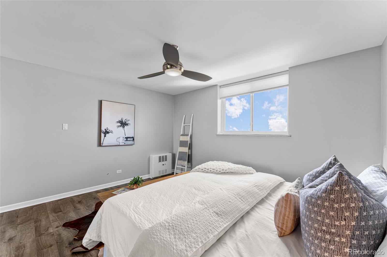 1200 Vine Street Unit: 7C