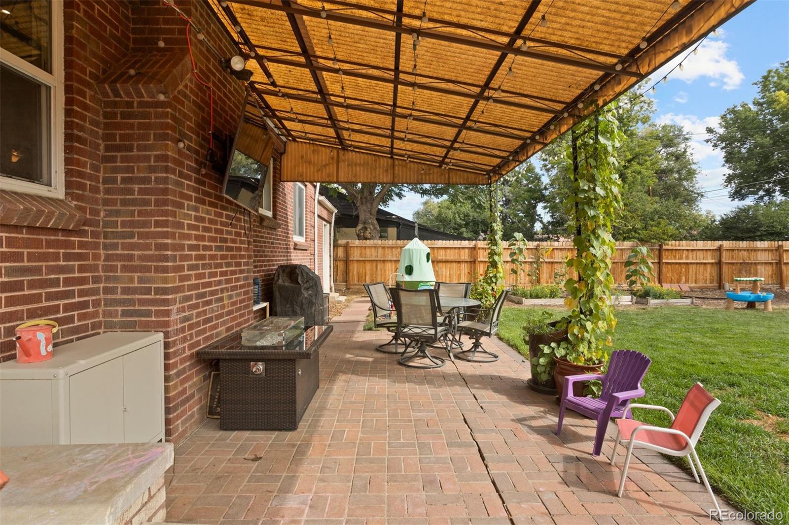 2640 N Kearney Street