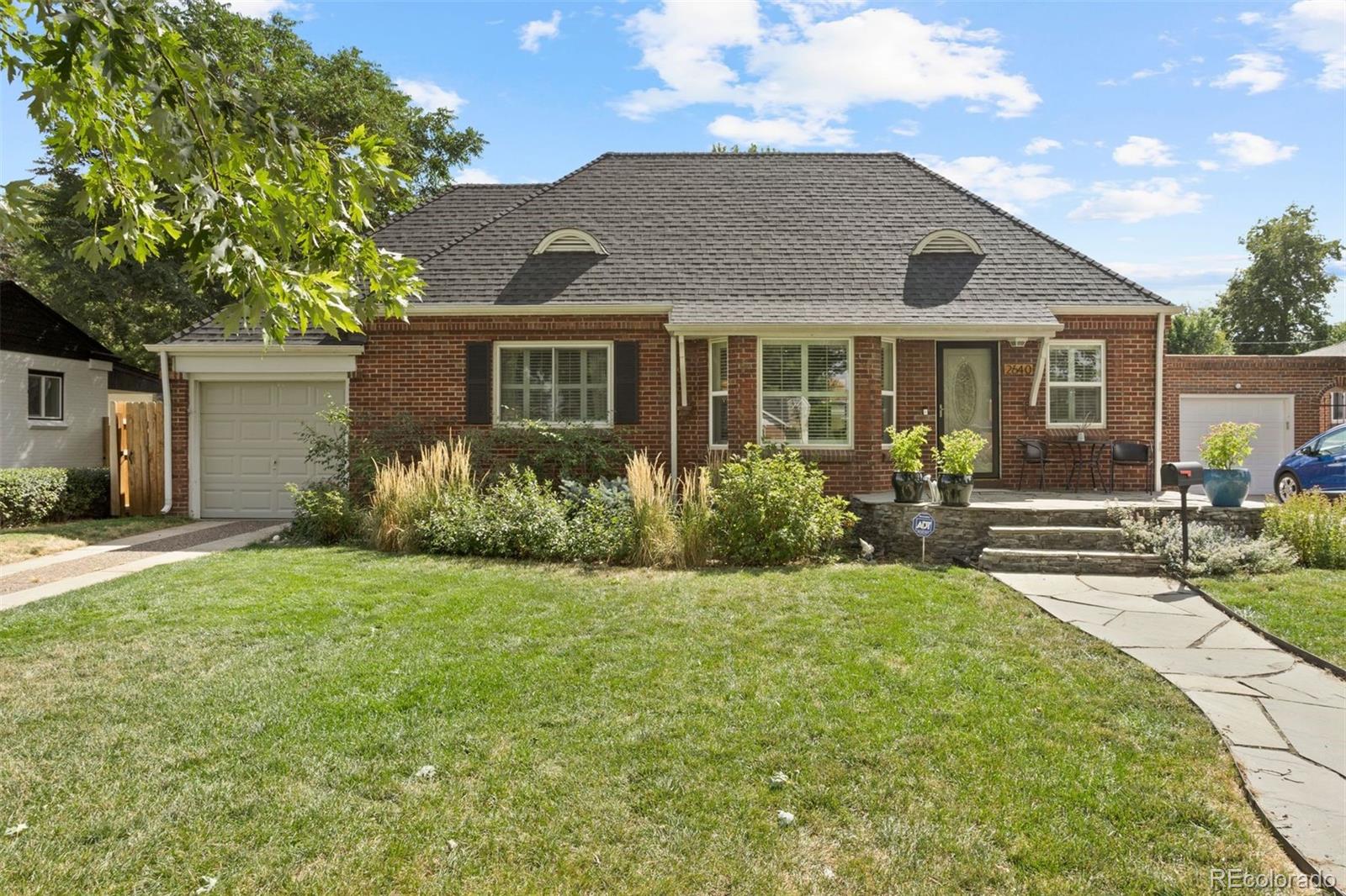 2640 N Kearney Street