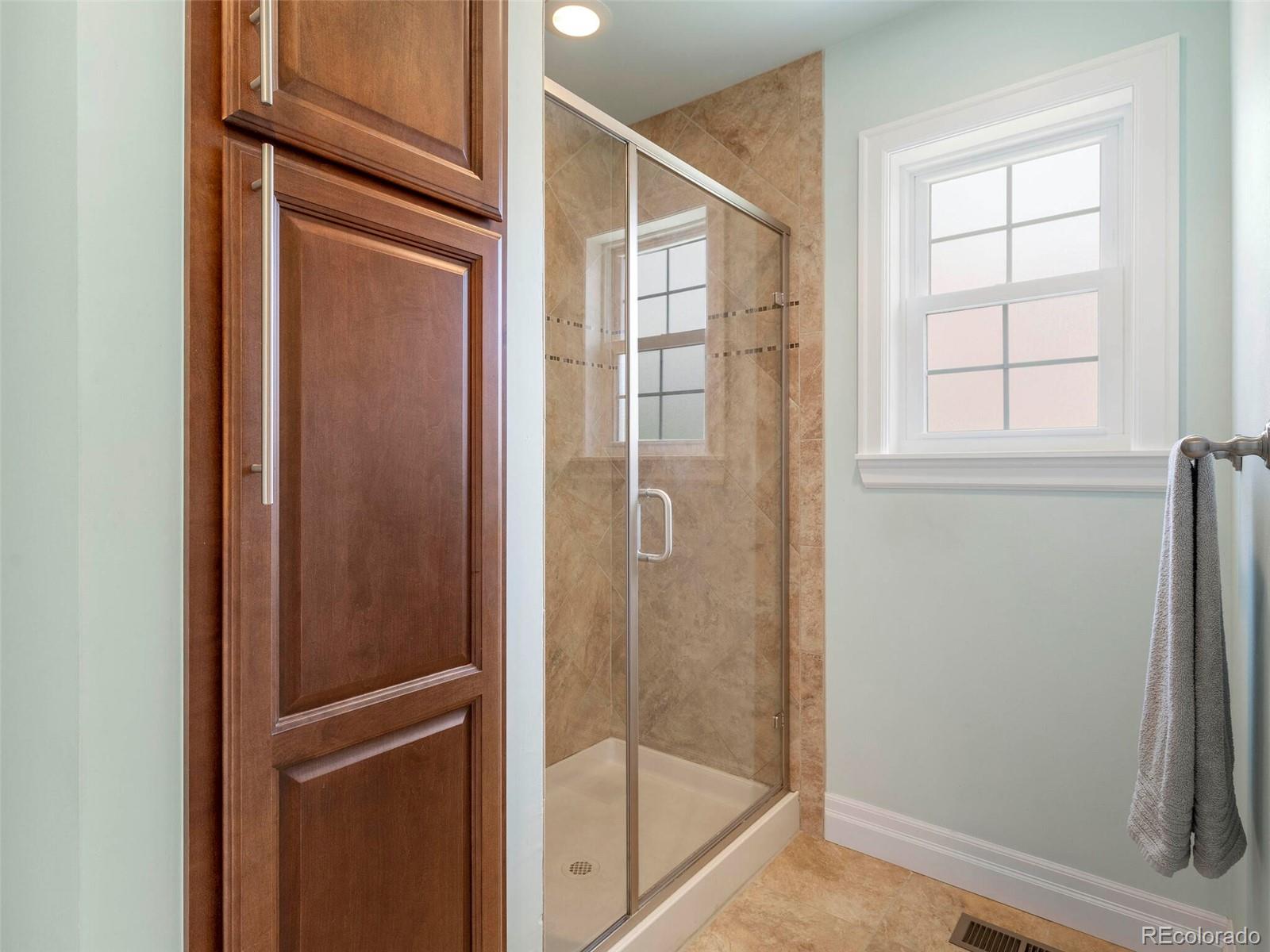 6113 E Peakview Place