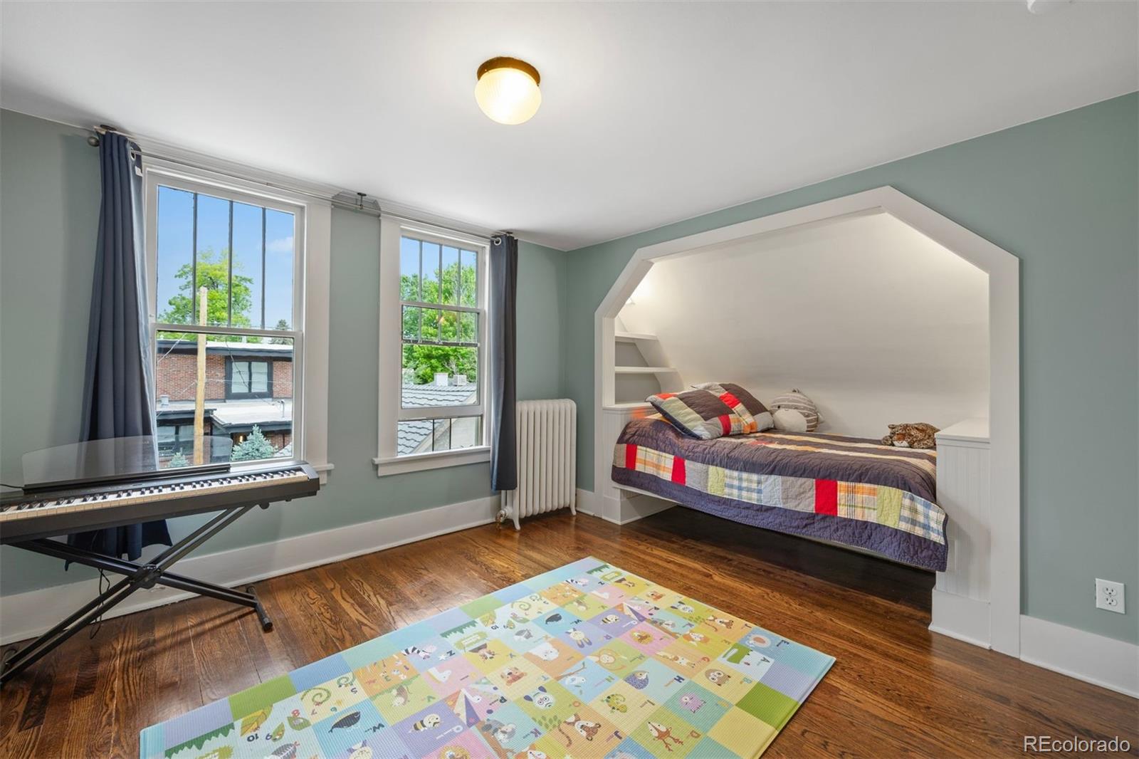 4535 E Montview Boulevard