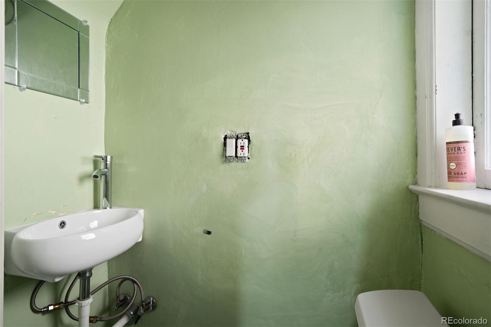 1343 N Milwaukee Street