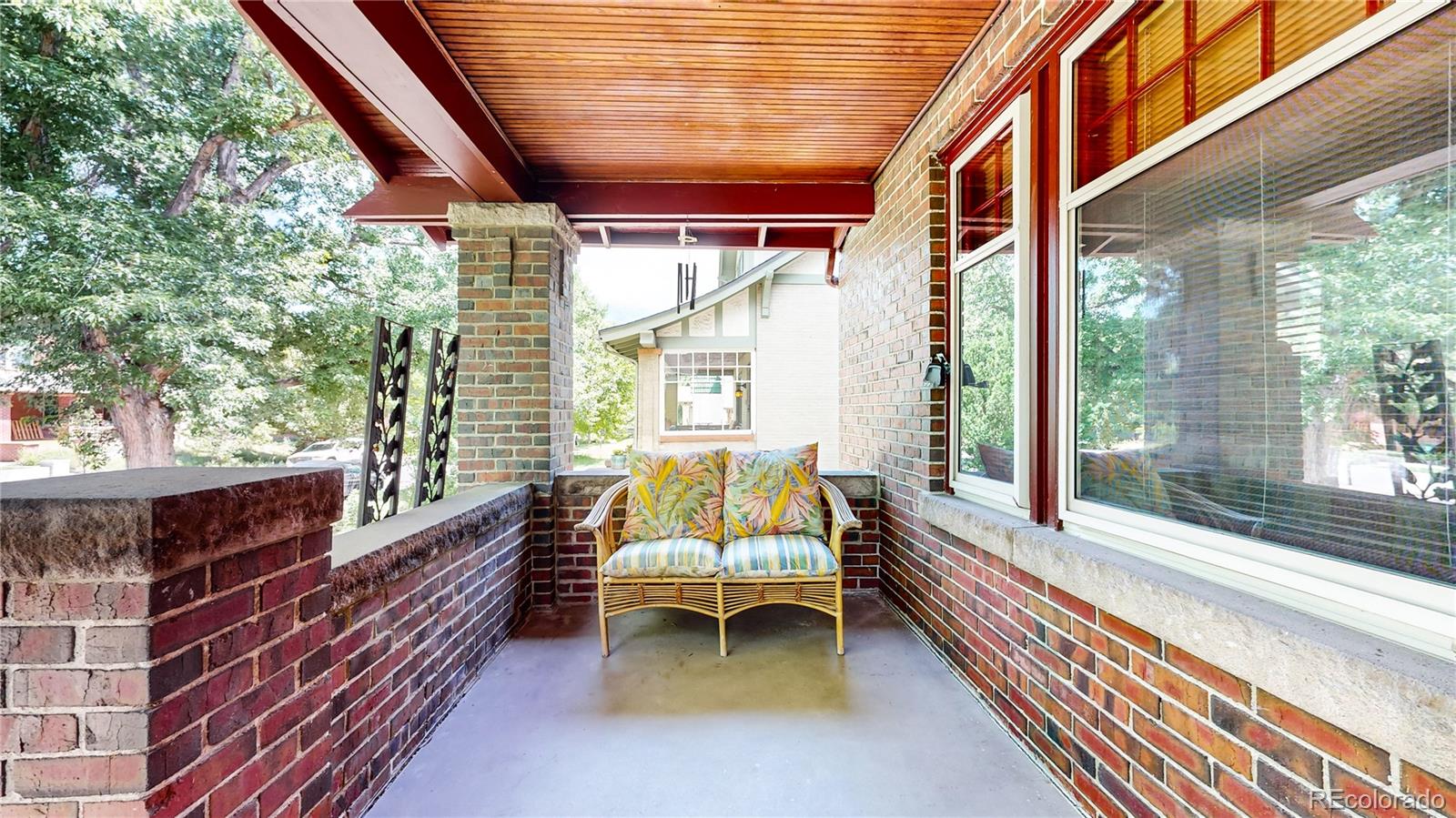 2269 Bellaire Street