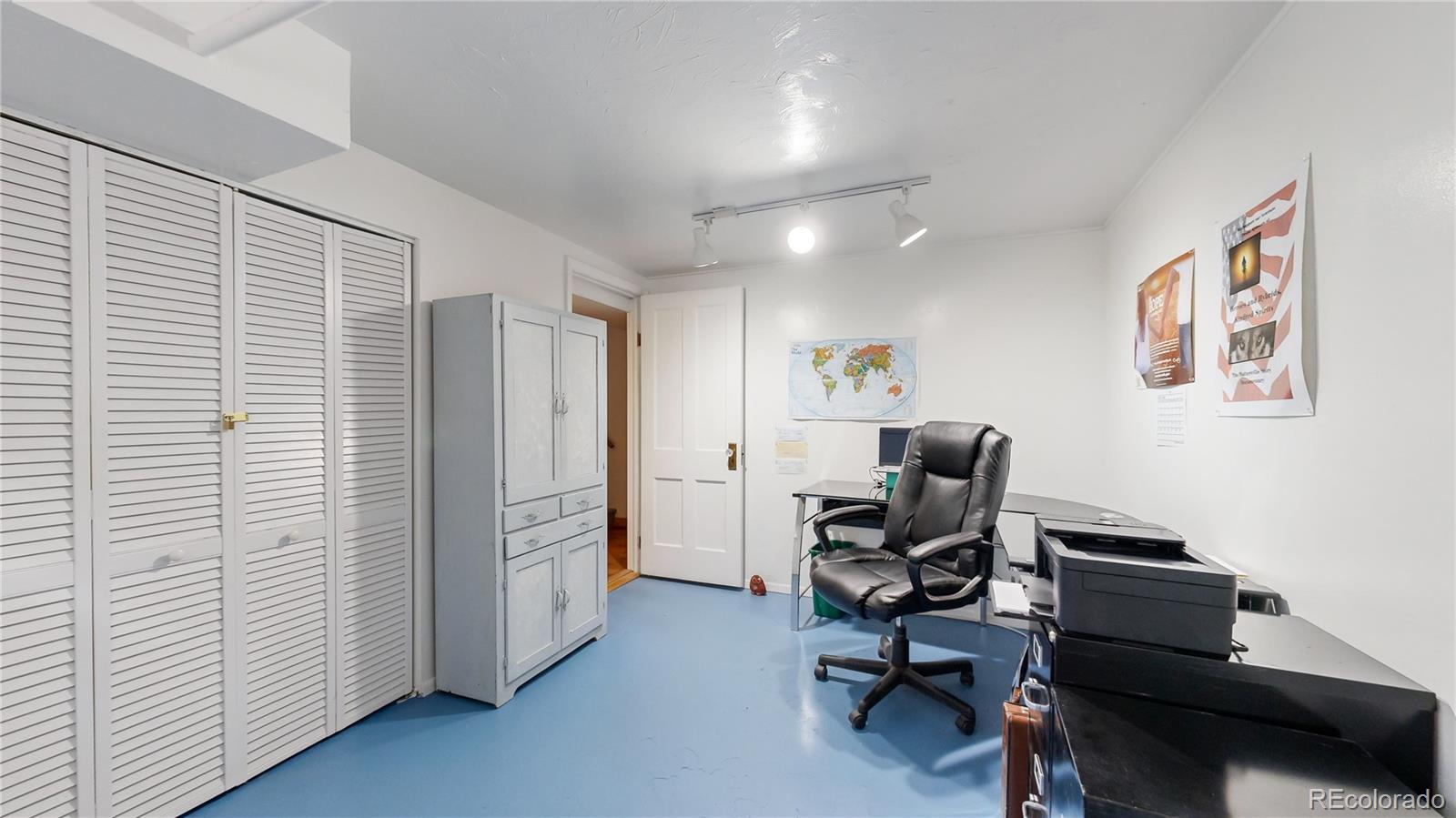 2269 Bellaire Street