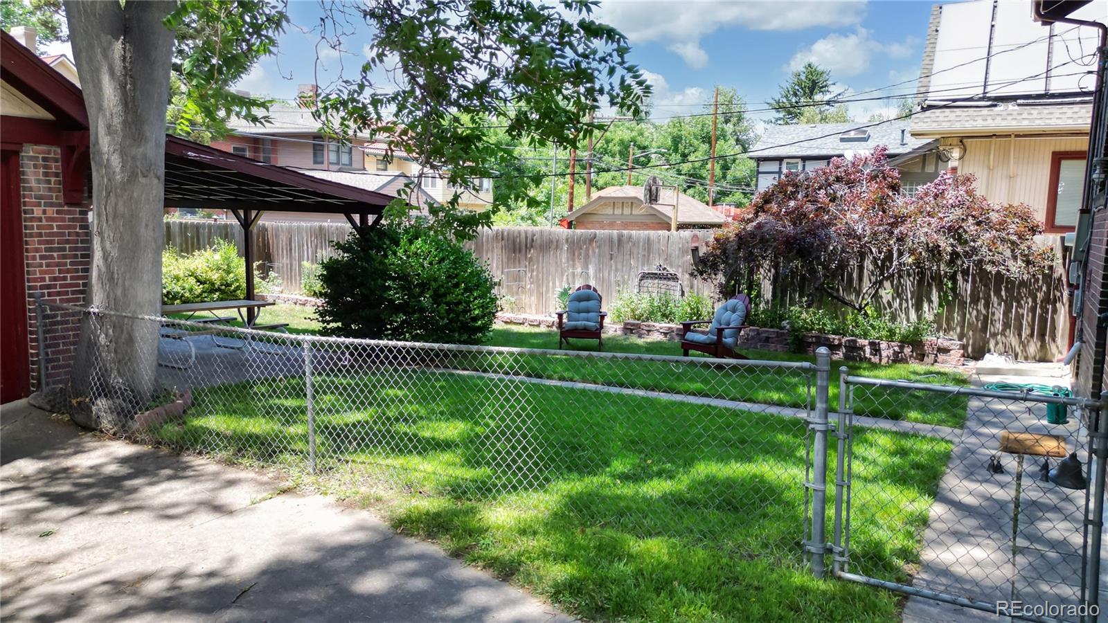 2269 Bellaire Street