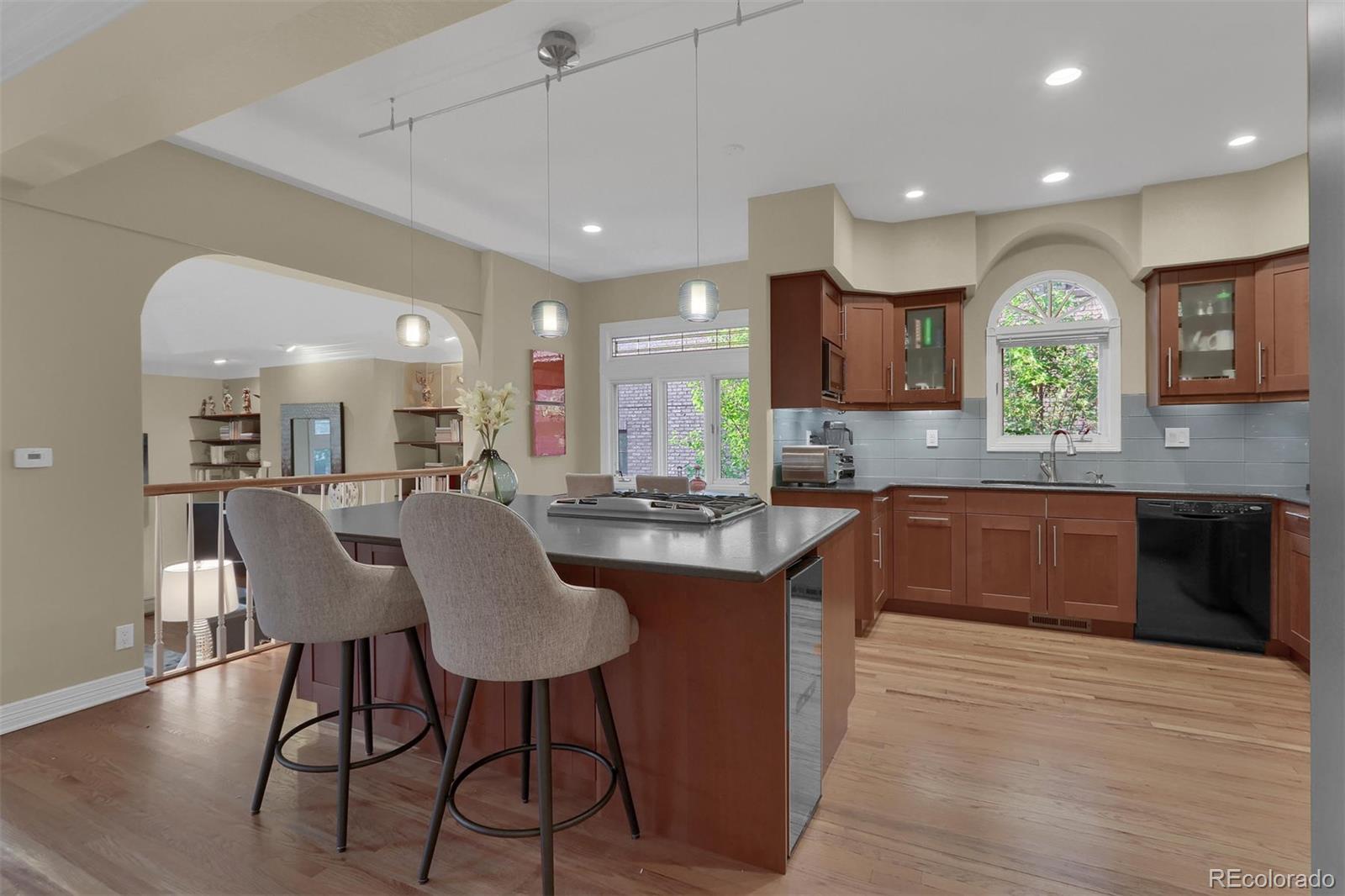 685 S Williams Street