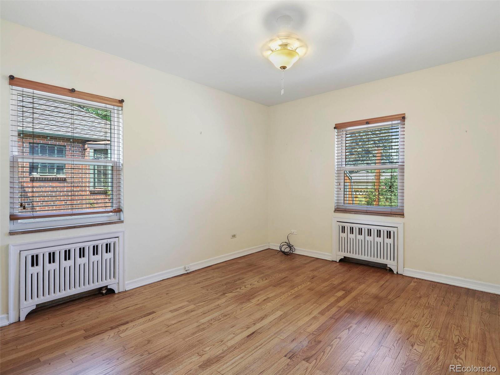 2080 N Locust Street