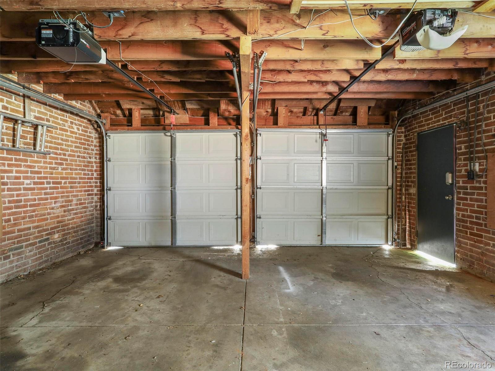 2080 N Locust Street