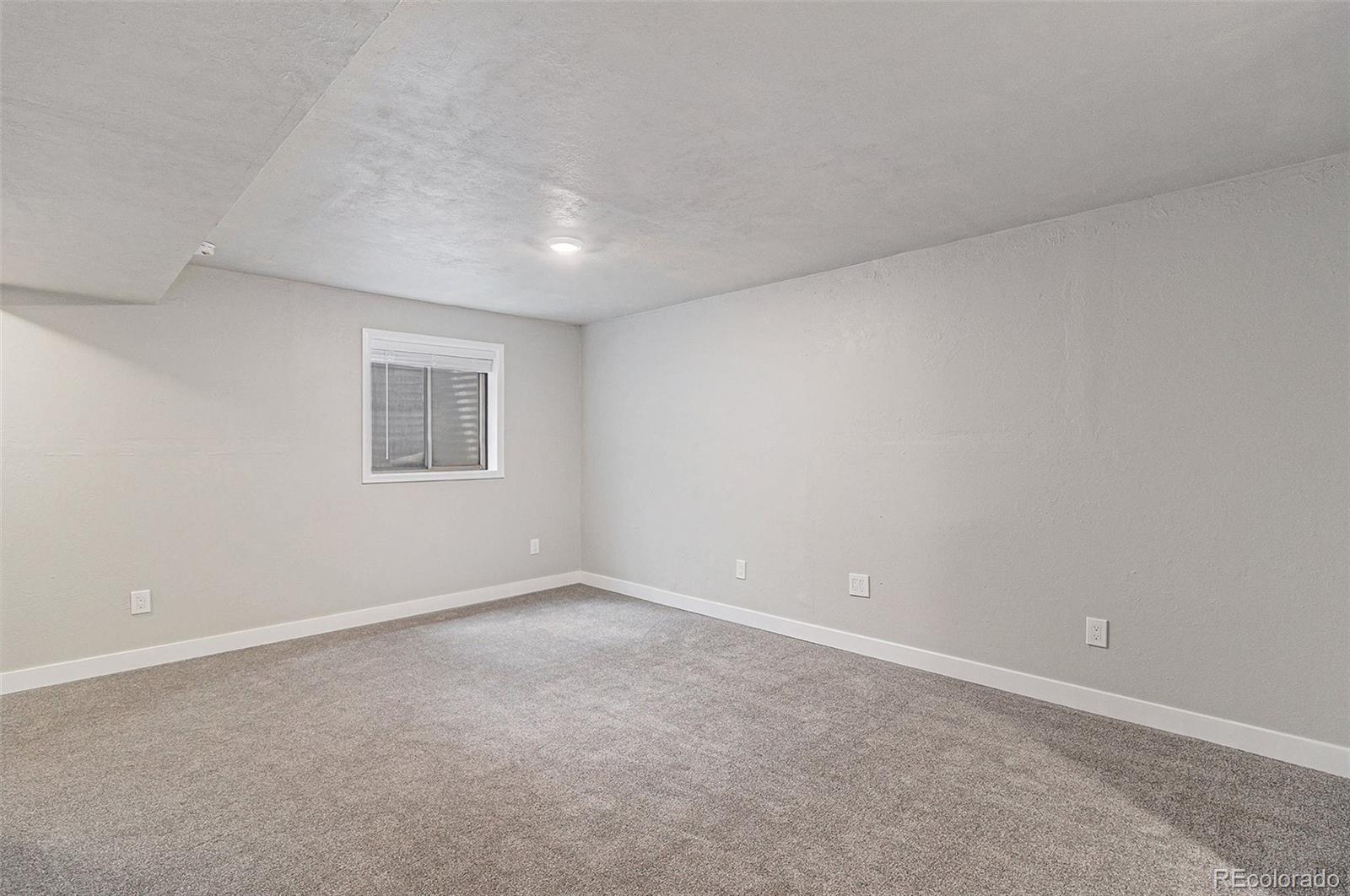 8015 Holland Court Unit: C