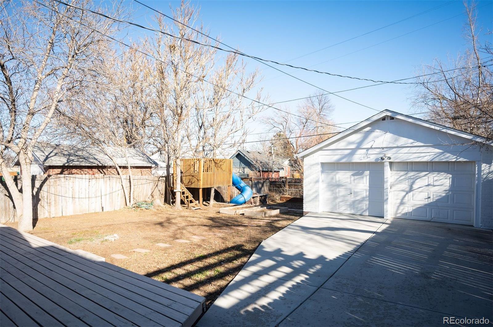 1422 N Quebec Street