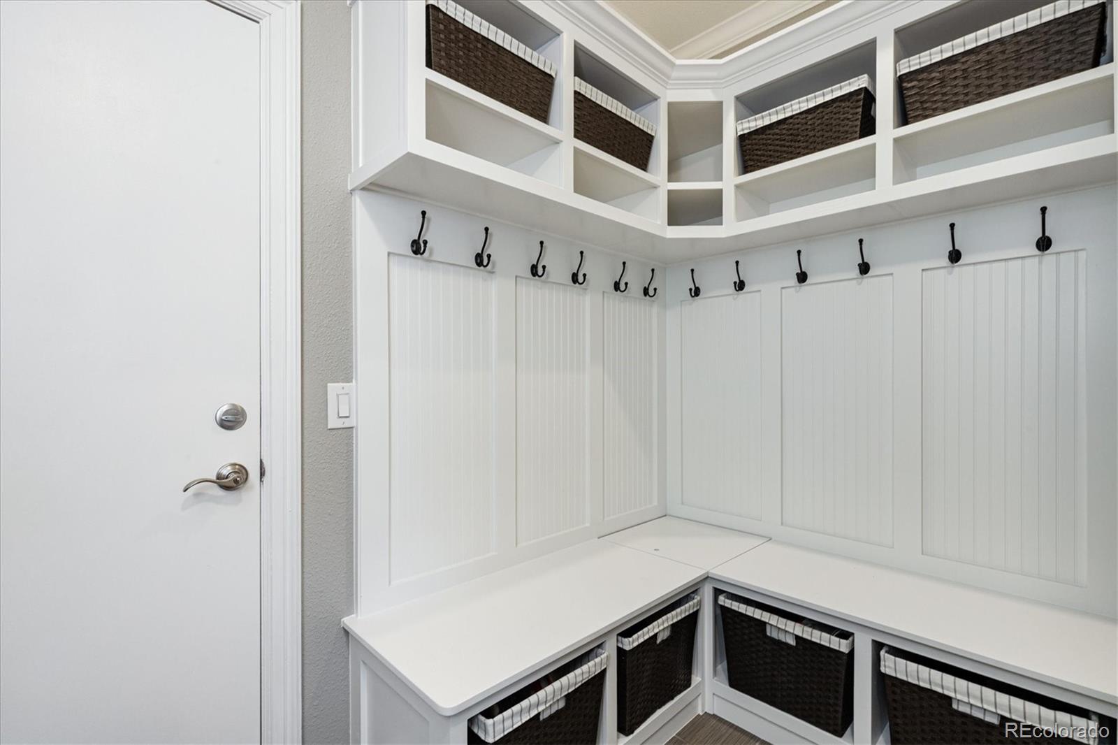 7168 S Niagara Court