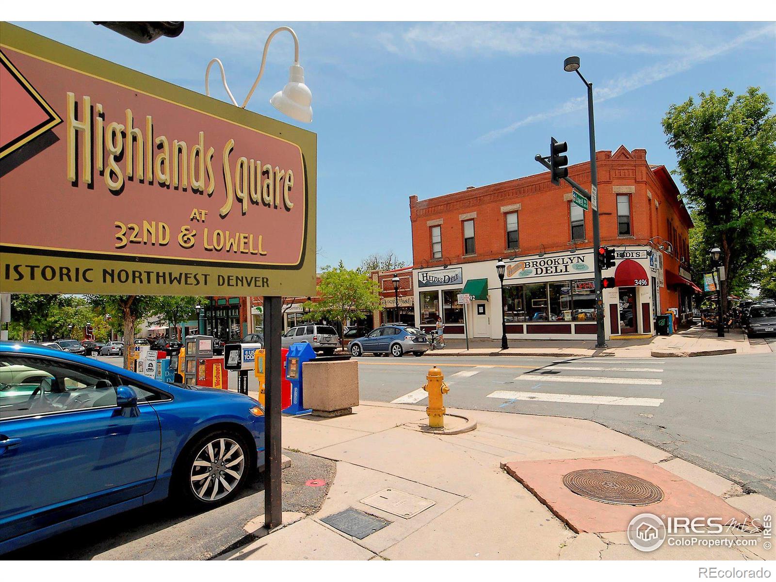 3373 W Moncrieff Place