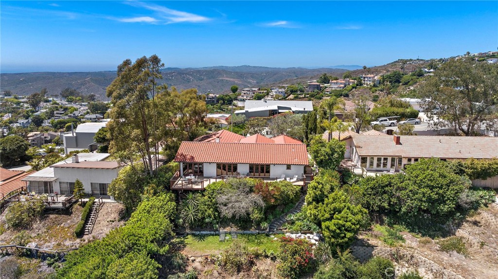 2575 Temple Hills Drive