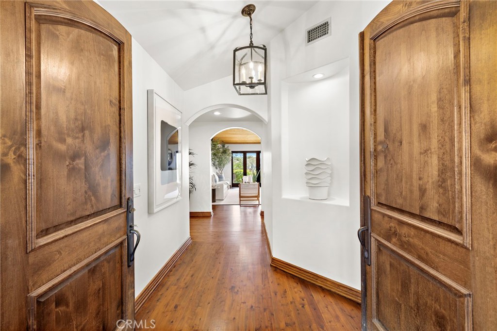 2575 Temple Hills Drive