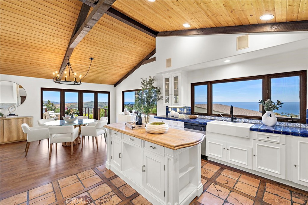 2575 Temple Hills Drive