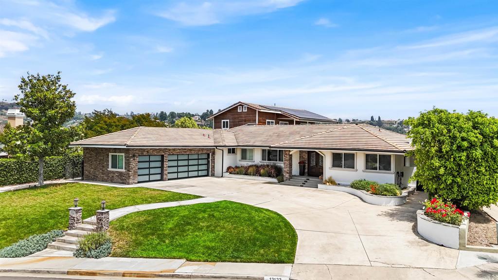 13122 Saint Thomas Drive