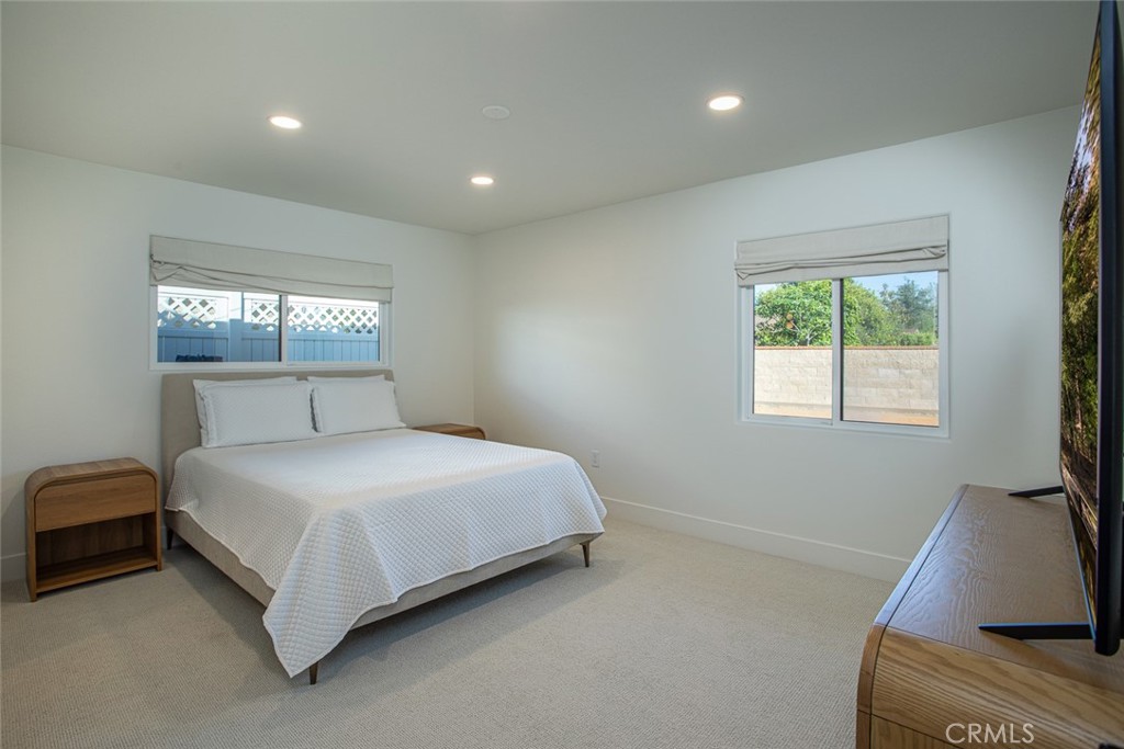 12592 Singing Wood Drive