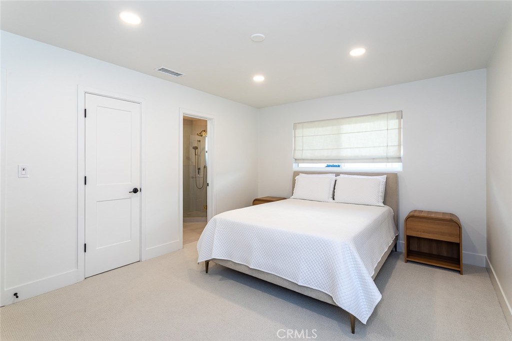 12592 Singing Wood Drive