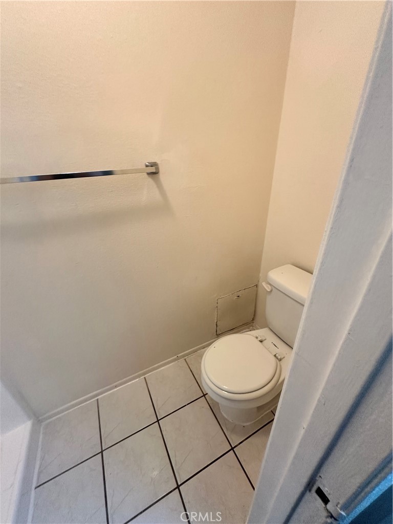 1001 W Macarthur Boulevard 30