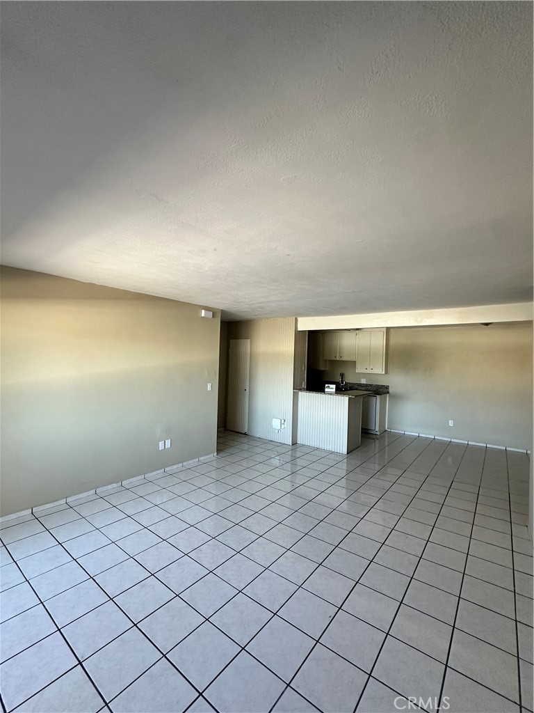 1001 W Macarthur Boulevard 30