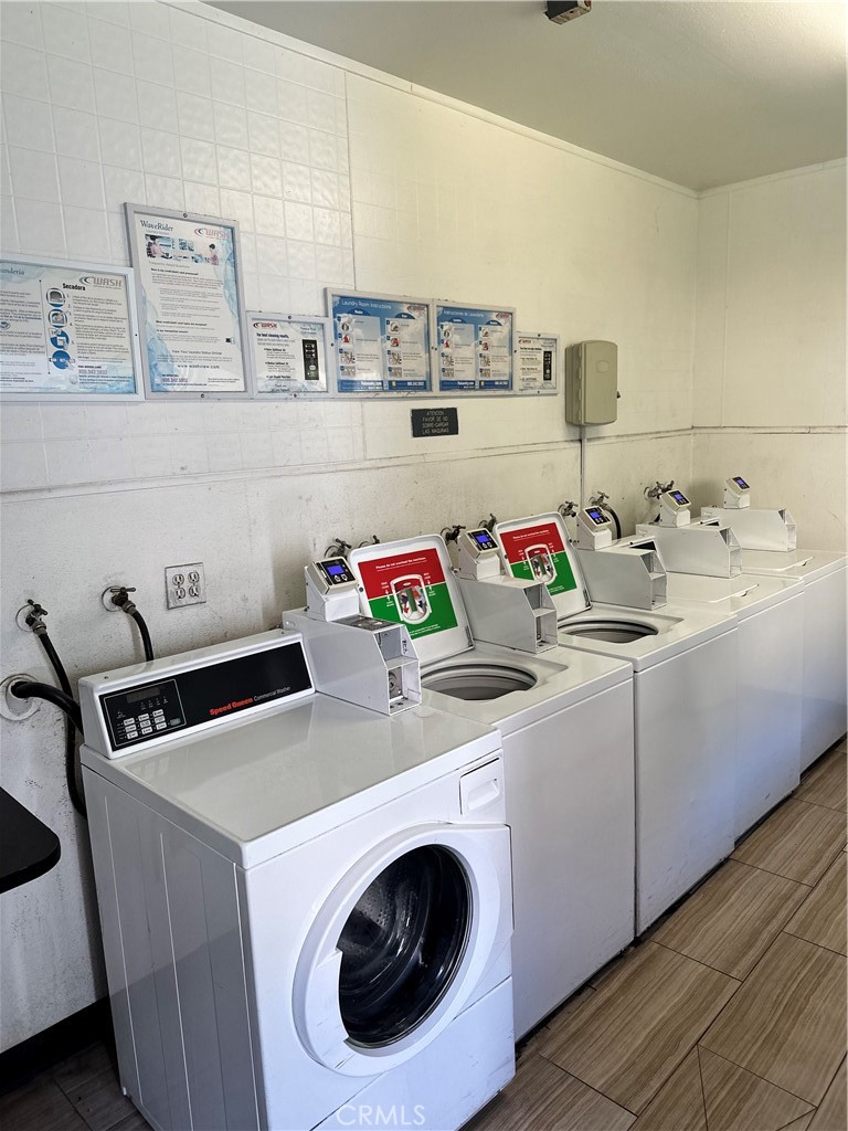 1001 W Macarthur Boulevard 30