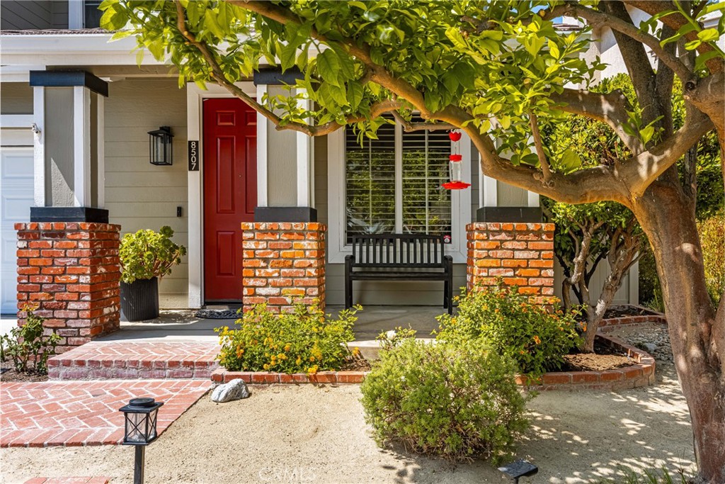 8507 E Heatherview Lane