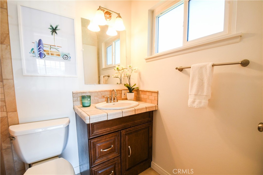 751 N Clinton Street