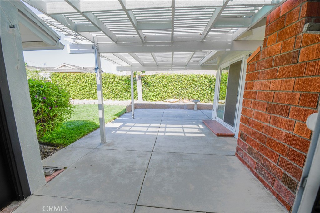 751 N Clinton Street