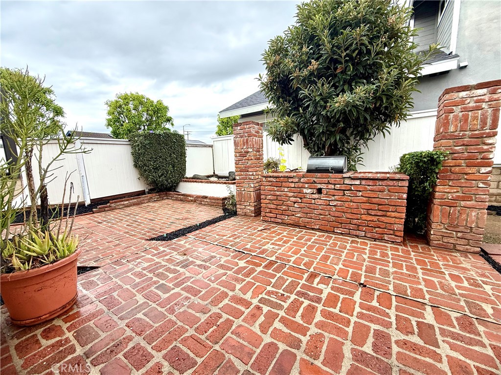 12516 Wedgwood Circle