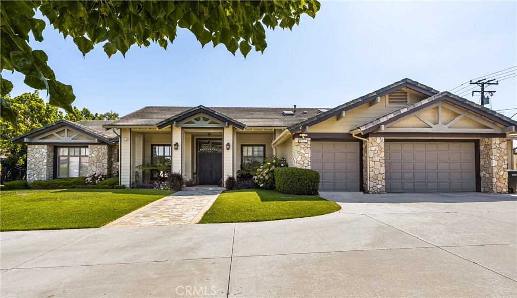 1567 Willow Wood Circle