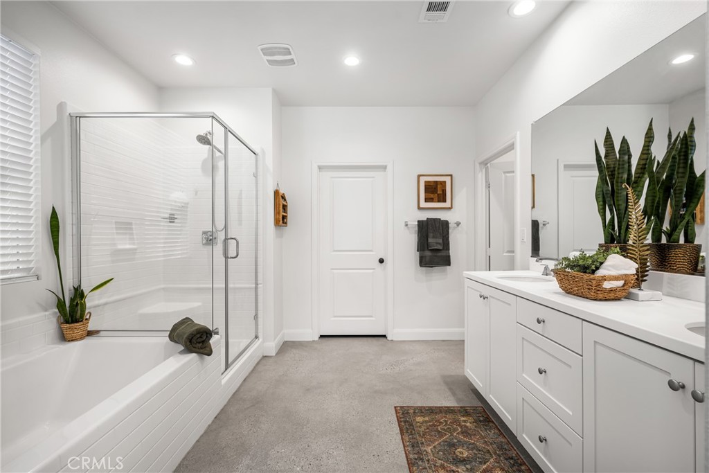 34536 Bright Pine Way