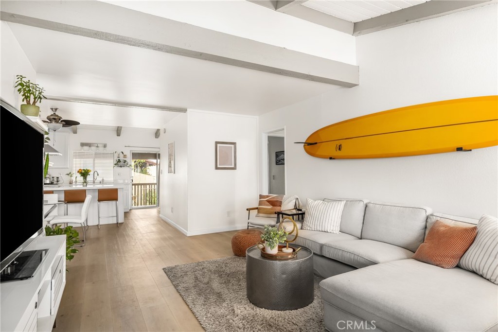 1040 W MacArthur Boulevard 64