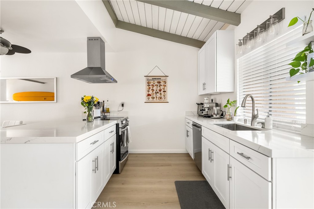 1040 W MacArthur Boulevard 64