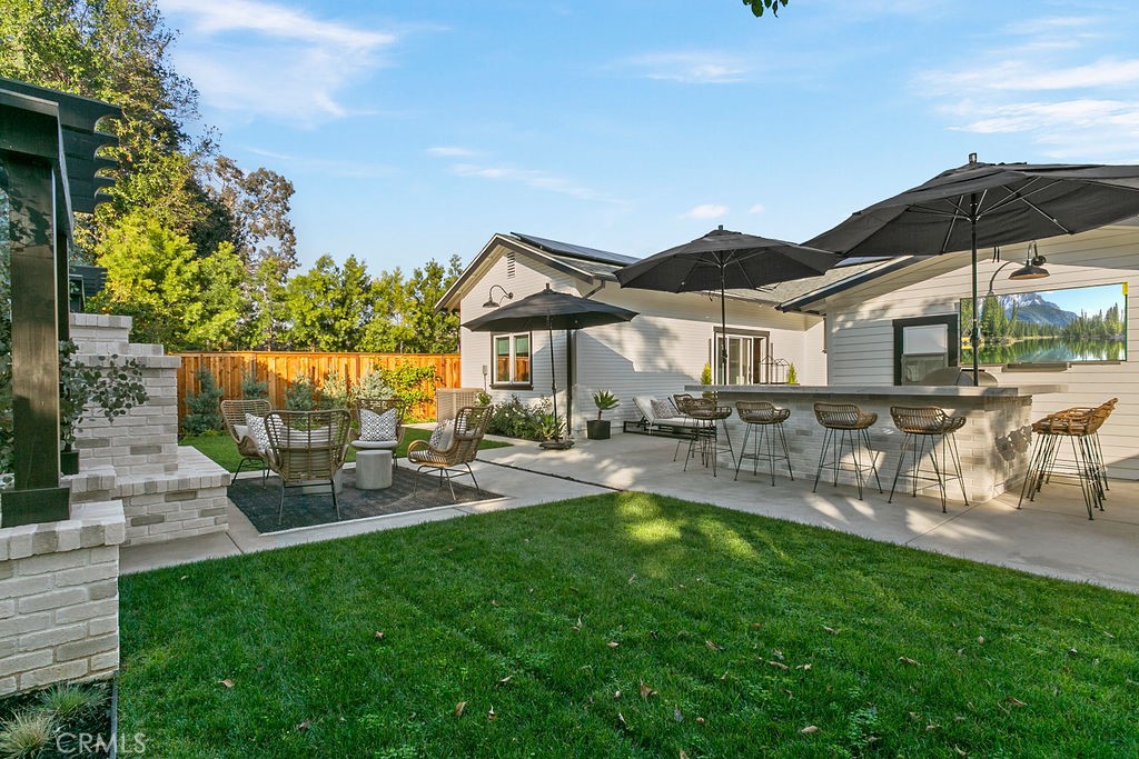 132 N Cleveland Street