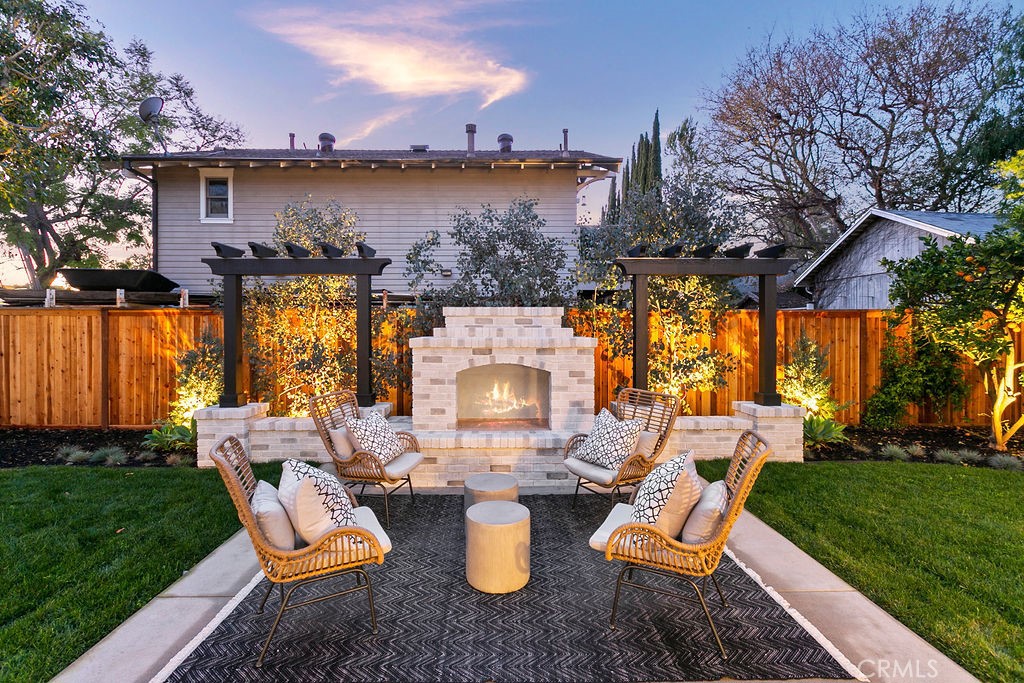 132 N Cleveland Street